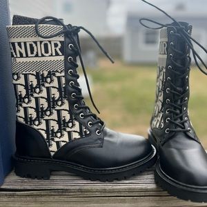 Christian Dior boots size 7 (women’s)